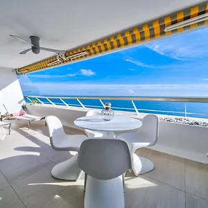 Sunny Apartment Villeneuve-Loubet